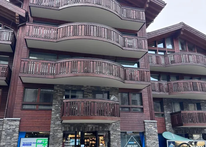 Peak 1 By Inspiringplaces צרמט